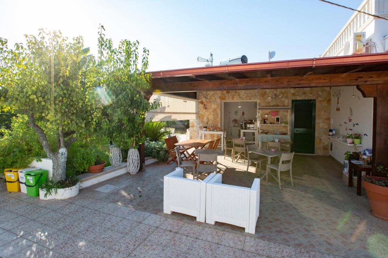 B&B L'Isola Che Non C'E Torre San Giovanni Ugento Eksteriør billede